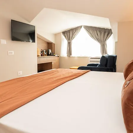 Lasko 4* Golem (Tirana)