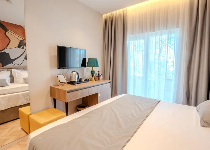 Lasko Golem (Tirana)